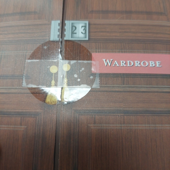 Escape From Grand Hotel Mystery Interactive Family Fun Puzzle Board Game Murder - Picture 11 of 12